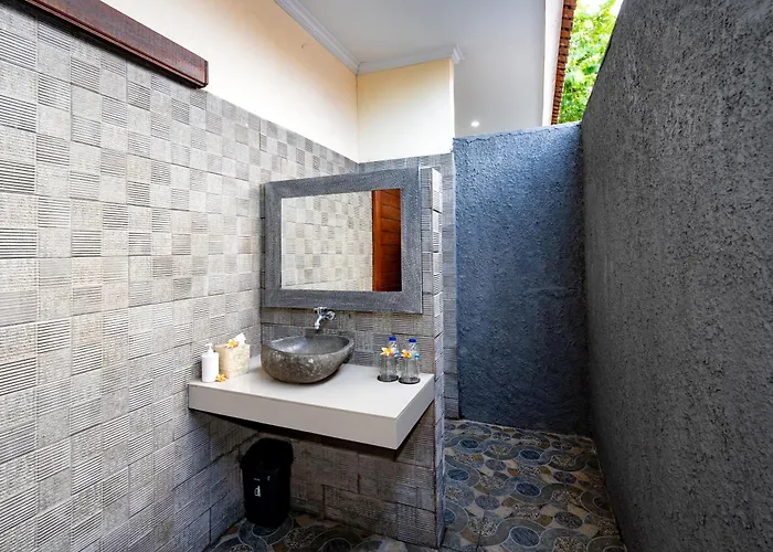 Pemuntalan 3* Nusa Lembongan